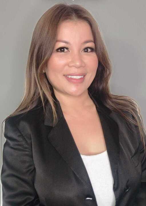 Mrs.Oraphan Wentz